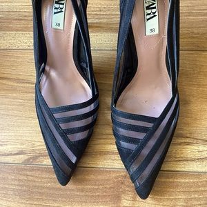 Zara black pumps